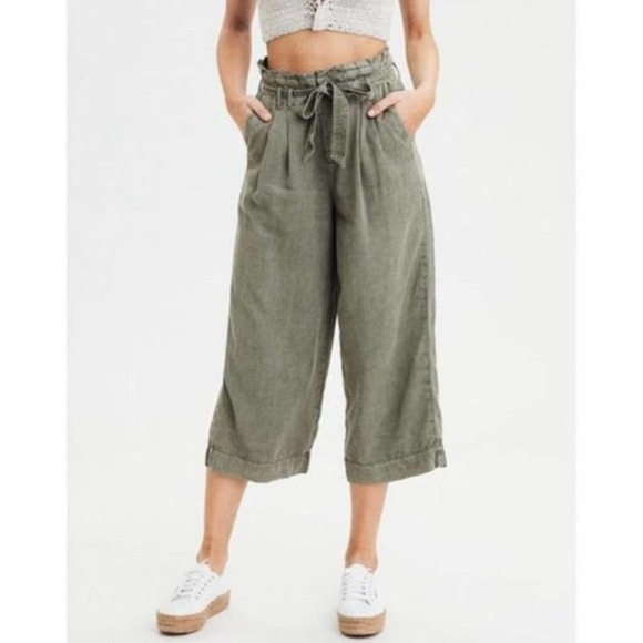 American Eagle Outfitters Pants - American Eagle Green Wide Leg Paperbag Crop Pants
